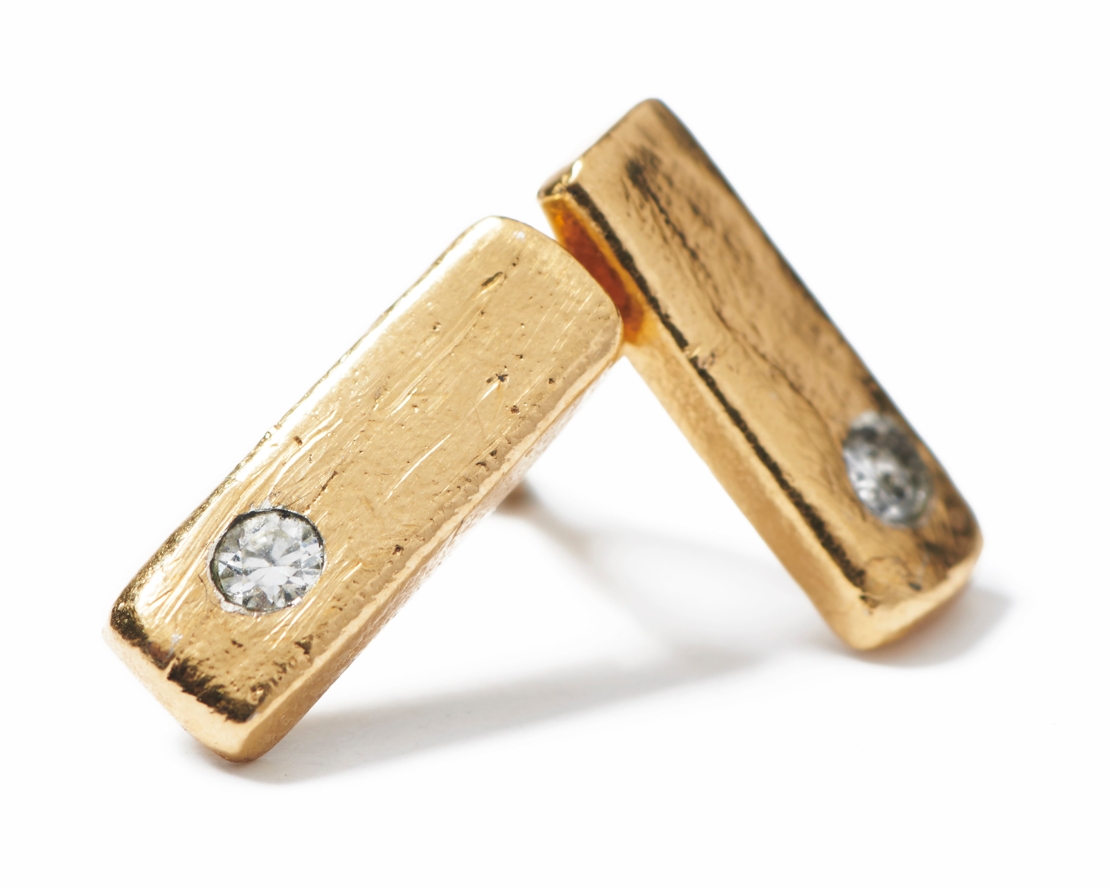 Bar with Diamond Stud - Cynthia Jones Jewelry