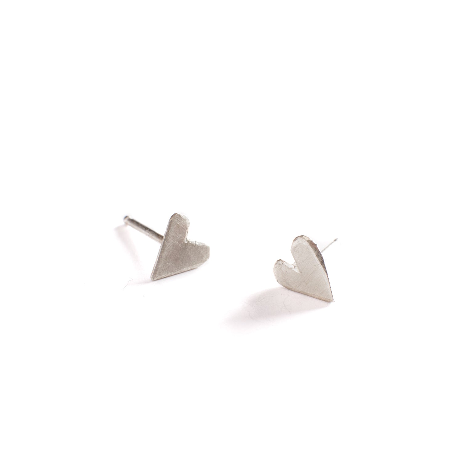 Heart Logo Earrings | STUDIO SEVEN (スタジオ セブン)